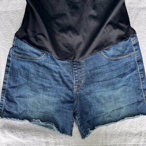 Just USA denim maternity shorts size 29/8